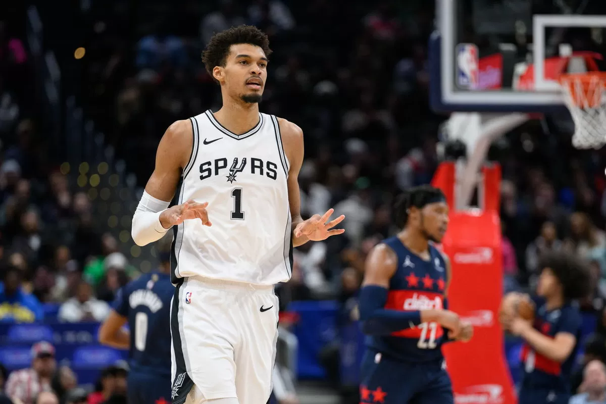 After Shai Gilgeous-Alexander, Victor Wembanyama Takes Shot At Jalen Brunson, Knicks Ahead Of NBA Cup Final