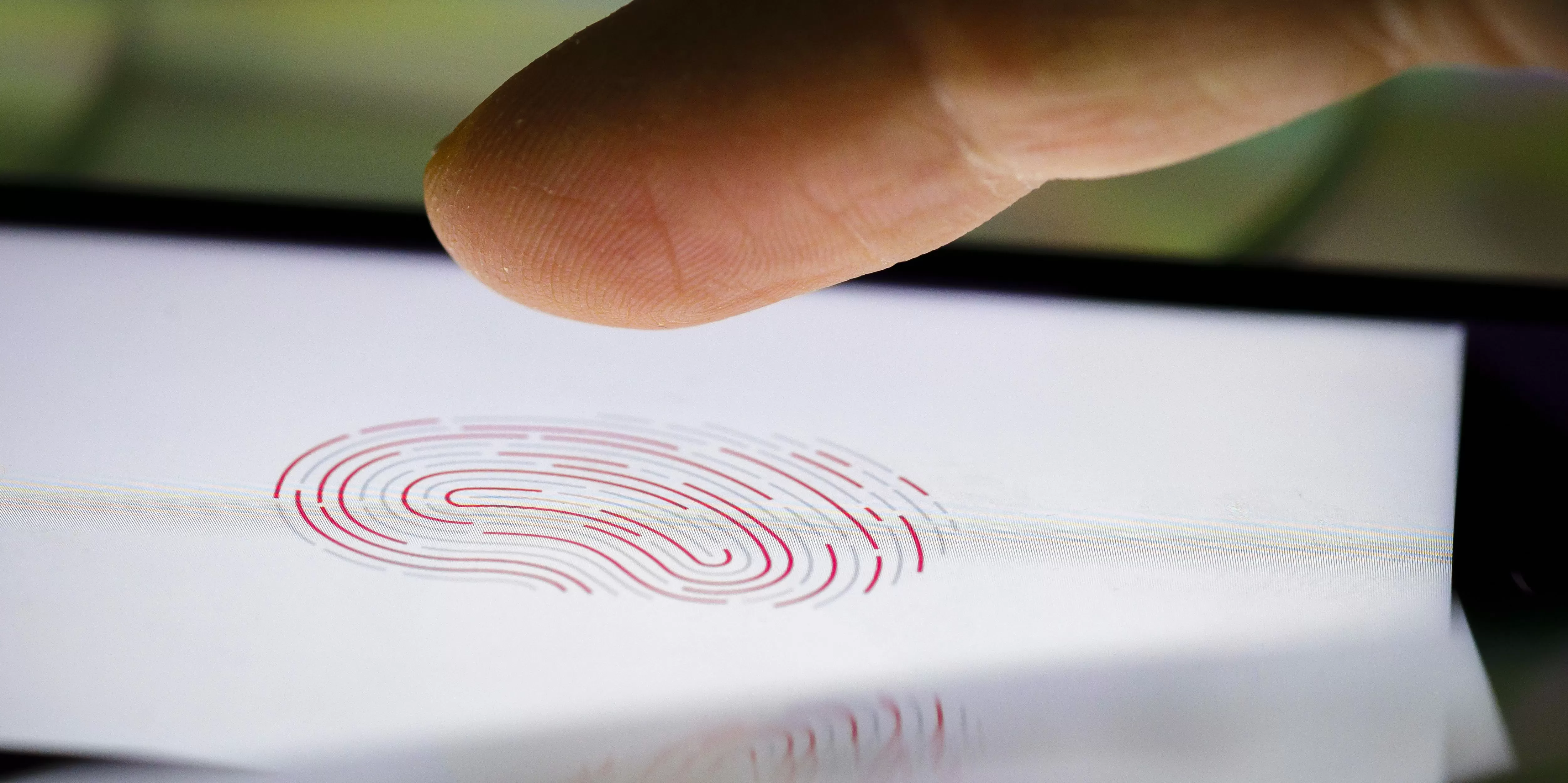 Washington Post Raid Is a Frightening Reminder: Turn Off Your Phone’s Biometrics Now