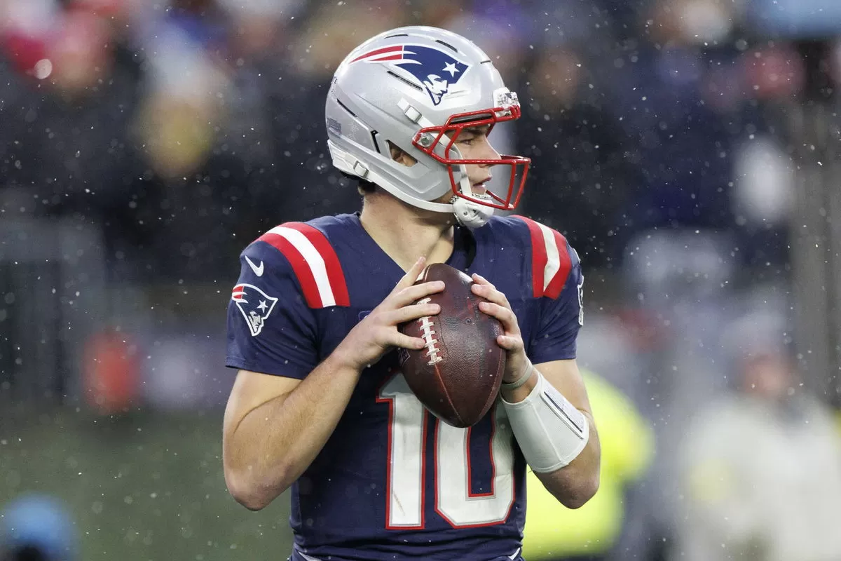 Drake Maye Doesn’t Hold Back in Criticism After Mike Vrabel Disappointed by QB’s Performance