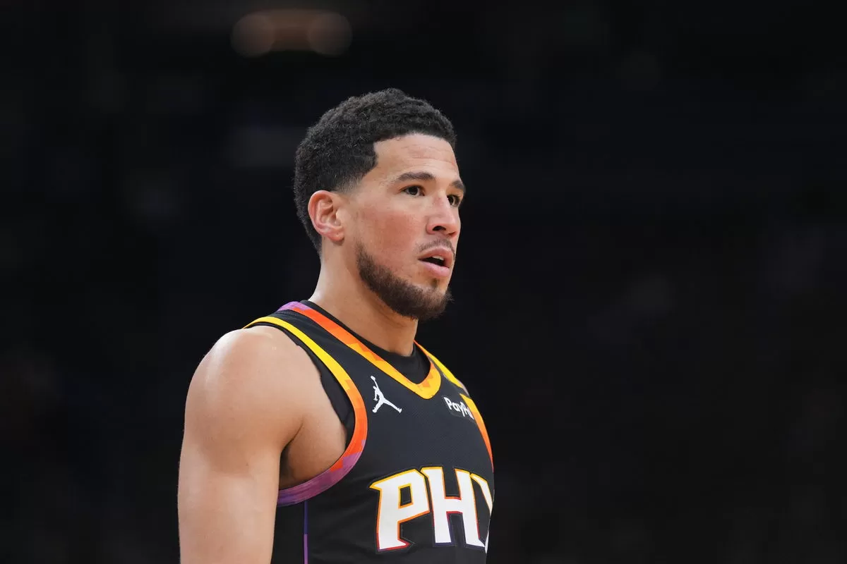 What Happened to Devin Booker? Suns Star Suffers Painful Injury Exit vs Hawks