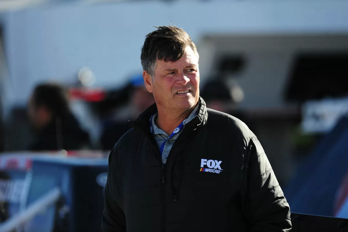 NASCAR Legend Faces Fan Backlash Amid FOX Booth’s Surprising IndyCar Twist