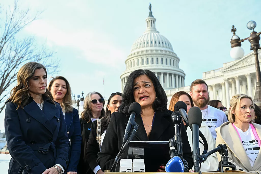 ‘Stop This Spying’: Members of Congress Accuse the DOJ of Surveilling Lawmakers’ Epstein Files Searches