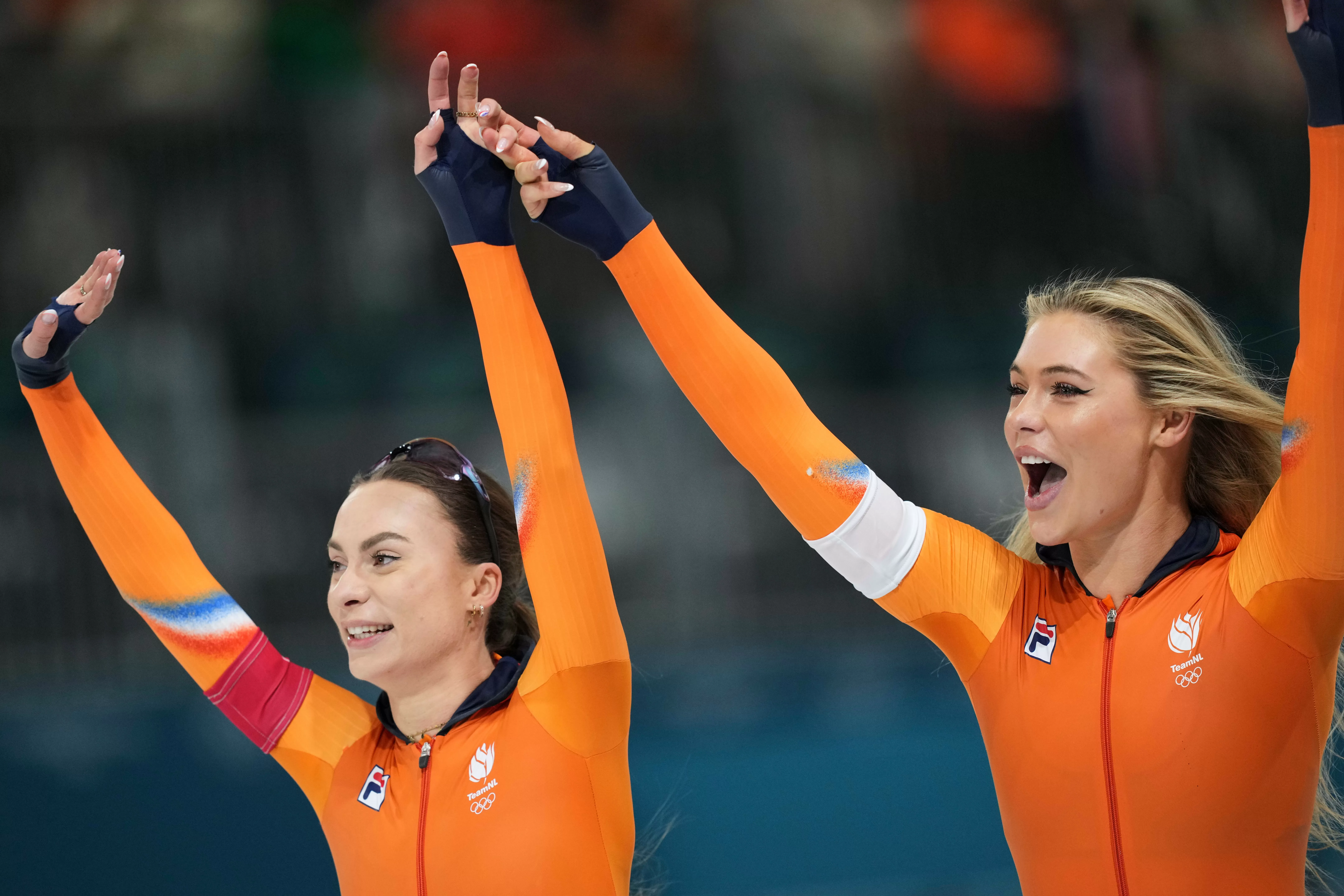 Femke Kok and Jutta Leerdam Power Speedskating-Mad Nation To Glory 