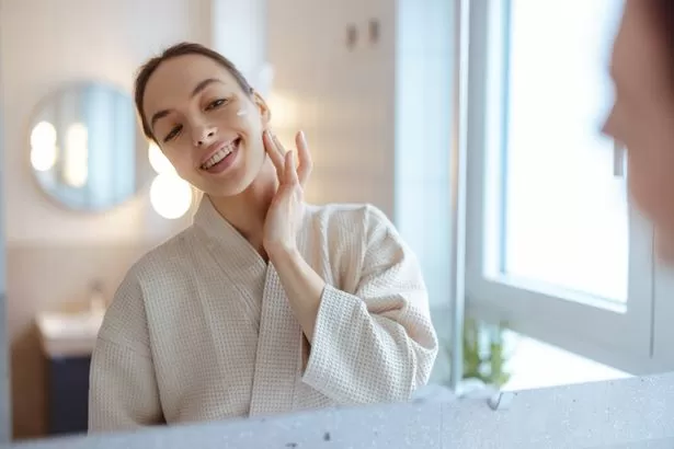 Women's skin confidence rises as makeup-free lifestyle embraced, new study shows