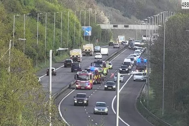 M4 drivers faced long delays following crash