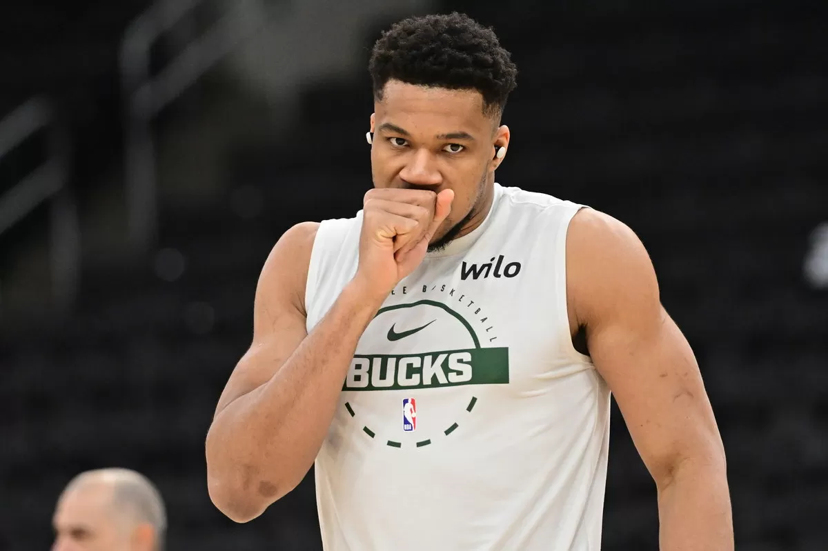 Bucks Looking to Cut Ties With Giannis Antetokounmpo’s Close Associate Amid Growing Certainty on Trade: Report