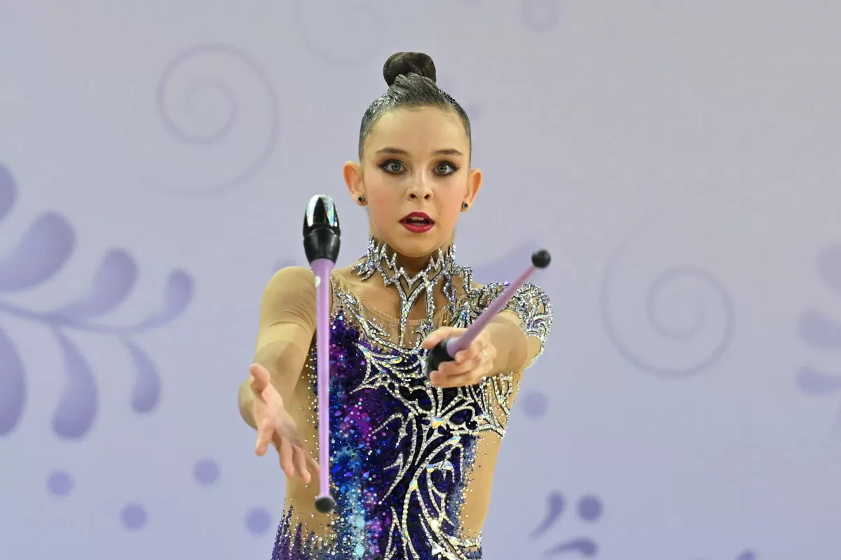 4X Gold Medalist’s Win Urges Gymnastics Organization to Demand Ban for Russian Athlete