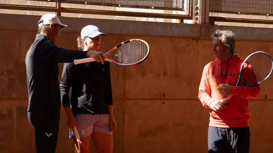 Rafael Nadal Coaching Iga Swiatek Called “Illegal” as American Stars React: “Should Not Be Allowed”