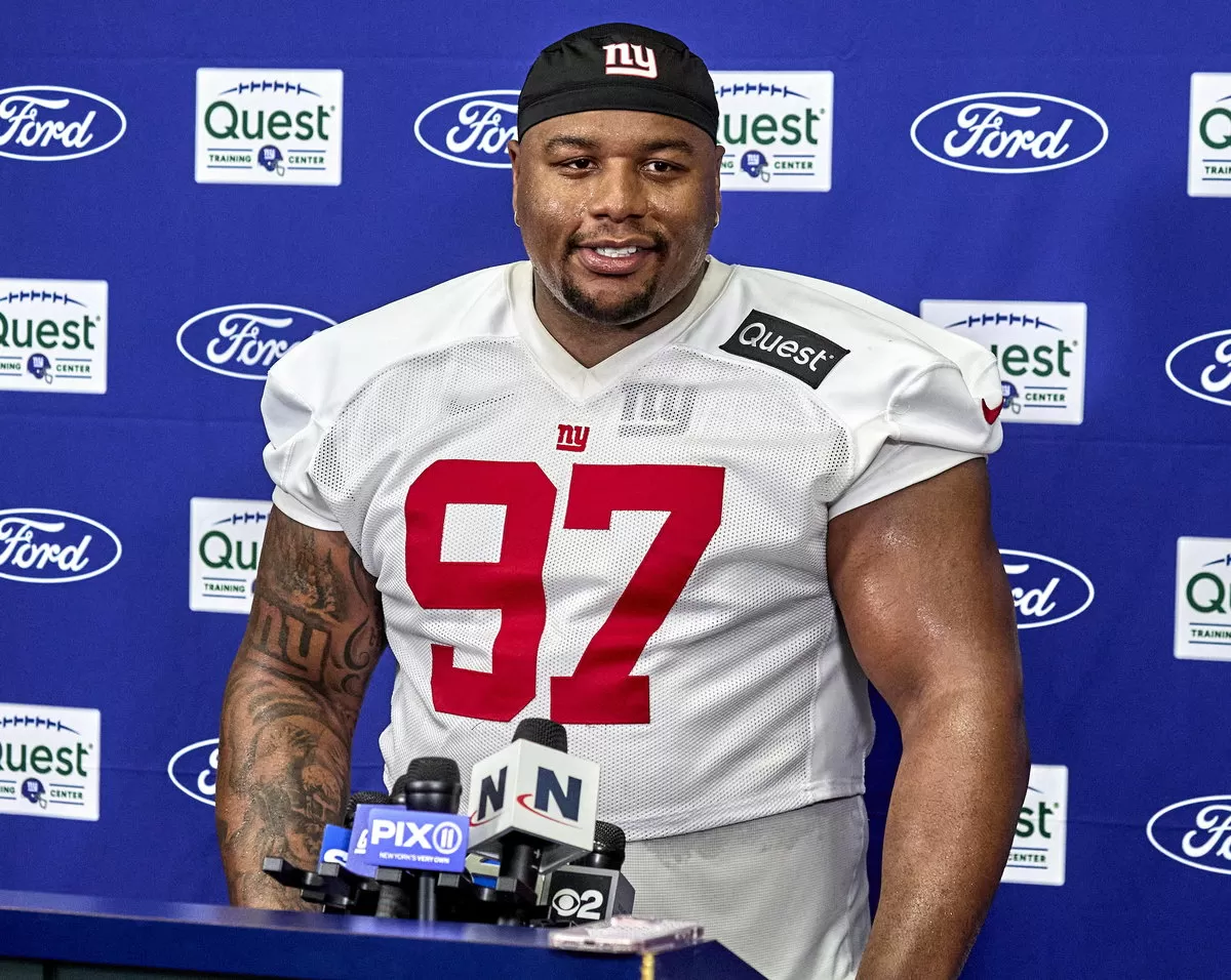 “Not Available”: Ex-Giants Exec Shuts Down Dexter Lawrence Trade Talk After DT’s Trade Request