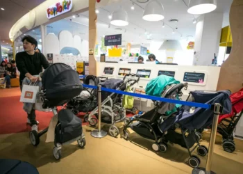 Seoul to Offer Cash for Vasectomy Reversals in Bid to Boost Languishing Birth Rate