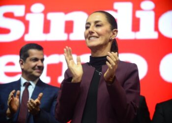 Claudia Sheinbaum meets with Catem at the Arena Ciudad de México