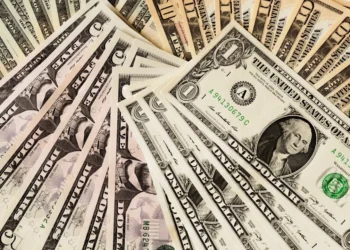 “Uncovering the Hidden Rewards of the Finance World”