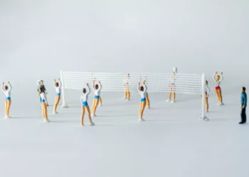 “The Essential Role of Deportes in Our Lives”