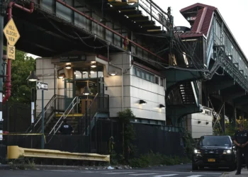 There Are So Many Armed Cops on Subways That Now They’re Shooting Each Other