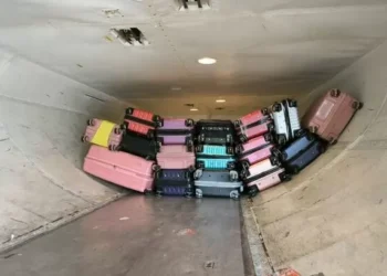 Baggage handler names the type of suitcase least likely to be ‘tossed around’