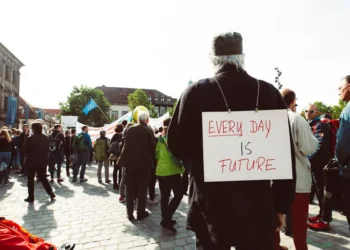 “Unveiling the Bright Side of Politics”