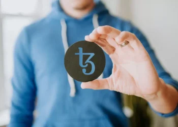 “From Fear to Fortune: The Inspiring Journey of Financiers”