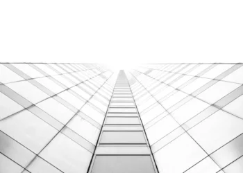 “El Dinero: The Essential Role of Finances in Our Lives”