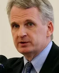 Historian Timothy Snyder to Receive 2025 Moynihan Prize