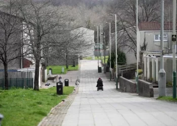 ‘I believe everything Nigel says’ Community alienated by welfare cuts turns to Reform