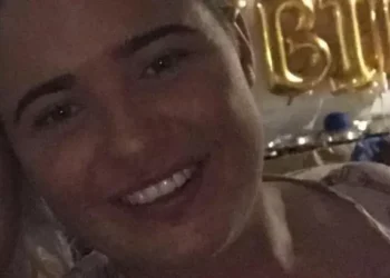 ‘She tricked my dad into believing she was his friend, rubbed cream in his legs and stole thousands’