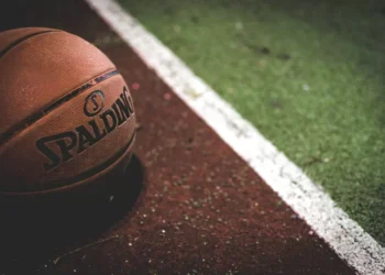 “Embracing Sports: The Impact on Our Lives”