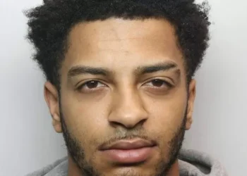 Thug makes disgusting boast after throwing acid into face of teenager