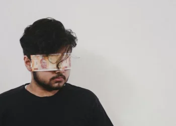 “Understanding the Impact of Economics in Our Daily Lives”