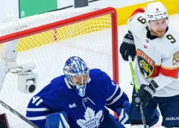 NHL Hall of Famer Calls Out Real Culprit in Sam Bennett-Anthony Stolarz Injury Controversy