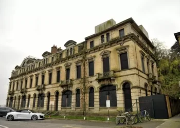 Landmark former hotel ‘most at risk’ building in Wales