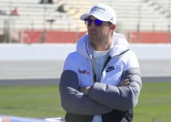 NASCAR Driver Unsold on Denny Hamlin’s Heel Turn, Asks Him to Be a ‘Better Villain’