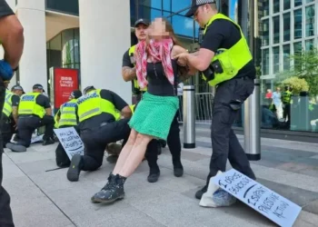 Police issue update into investigation over protests in Cardiff