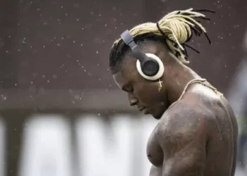 Goodbye in David Njoku’s Family – Browns TE Mourns Loss as NFL Rival & Fans Pay Tribute