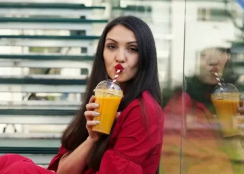 Recreate McDonald’s mango smoothie at home with 3 ingredients