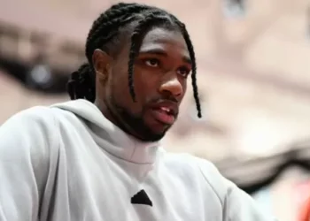 Noah Lyles Faces Questions Over London Crown as Fans Erupt in Debate Online