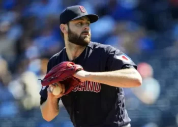 Red Sox Star Lucas Giolito Reveals Lingering Fear as He Makes Emotional Career Admission
