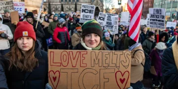 Businesses Close and Demonstrators March in Cities Across the U.S. in Anti-ICE General Strike