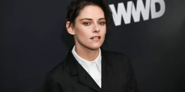 Kristen Stewart will “probably not” stay in Trump’s America