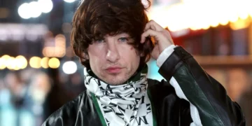 Barry Keoghan reveals Ringo Starr haircut at film premiere