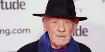 Ian McKellen isn’t a fan of ‘Hamnet’: “I don’t quite get it”