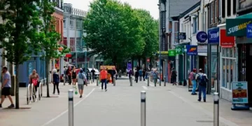 Entire city centre covered by special law for 24 hours because of child yobs