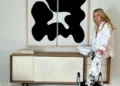 Hannah Polskin Shares Why Pink, Gwyneth Paltrow, and More Celebs Are Filling Their Homes With Her Livable Art