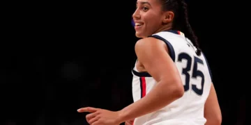 Azzi Fudd Shines Spotlight on ‘Best Teammate’ Battling Injury Concerns