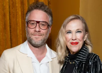 Seth Rogen pays tribute to “utter genius” Catherine O’Hara at DGA Awards