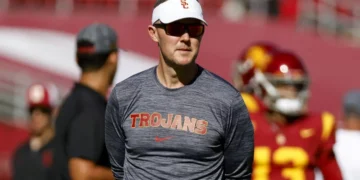 Lincoln Riley to Hire Ex-Patriots Staffer in Defensive Role After Double Coaching Announcement