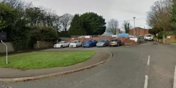 School to shut after teacher ‘assaulted by pupil brandishing weapon’