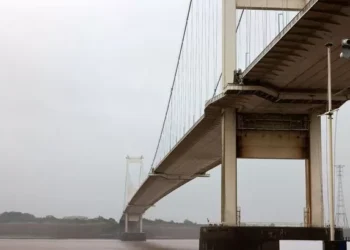 M48 Severn Bridge in Wales shut completely one-way all weekend