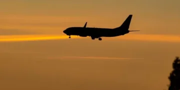 Urgent travel advice issued for Brits as first UK charter flight leaves Middle East