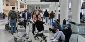 Qatar Airways confirms flights grounded as more than 130,000 Brits remain in Middle East