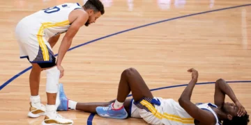 Stephen Curry’s Ex-Teammate Turns Heads With New Career After Warriors’ ‘Biggest Mistake’ Tag